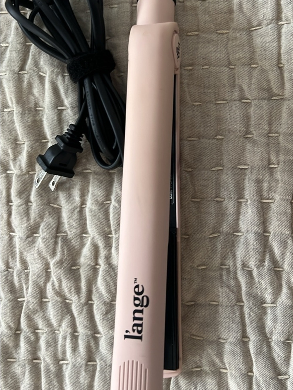 L’ange Hair Le Ceramique Flat Iron:1 inch